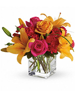 Teleflora's Uniquely Chic